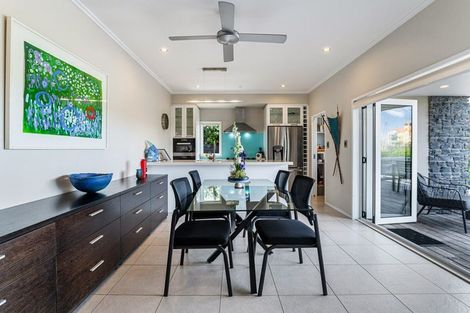 Photo of property in 2 Bella Vista Drive, Gulf Harbour, Whangaparaoa, 0930