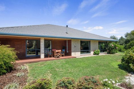 Photo of property in 51 Pohutukawa Drive, Levin, 5571