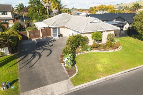 Photo of property in 4 Amery Place, Papamoa Beach, Papamoa, 3118