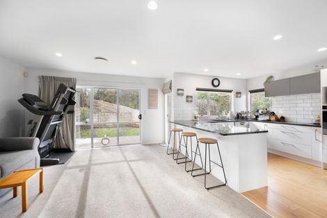 Photo of property in 20 Longmont Terrace, Churton Park, Wellington, 6037