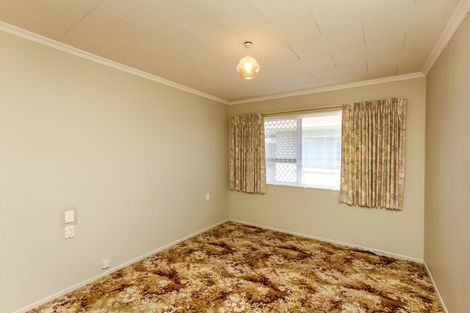 Photo of property in 67 Wallace Place, Westown, New Plymouth, 4310