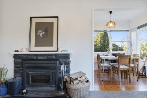 Photo of property in 60 Hilling Street, Titirangi, Auckland, 0604