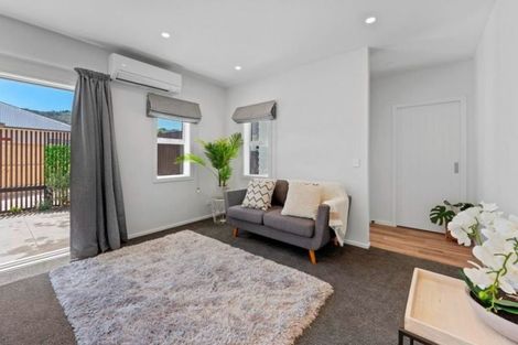 Photo of property in 6a Elm Street, Ebdentown, Upper Hutt, 5018