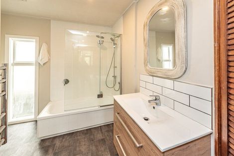 Photo of property in 164 Mount View Road, Bastia Hill, Whanganui, 4500