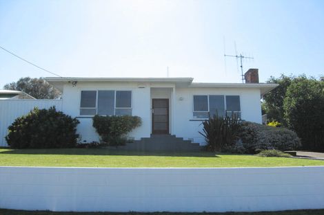 Photo of property in 80 Carlton Avenue, Tawhero, Whanganui, 4500