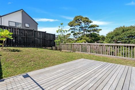Photo of property in 26 Kaimai Avenue, Massey, Auckland, 0614