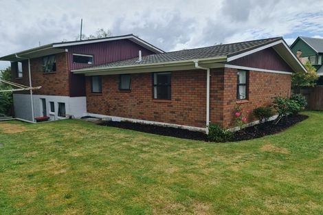 Photo of property in 31 Waitawa Place, Lynmore, Rotorua, 3010