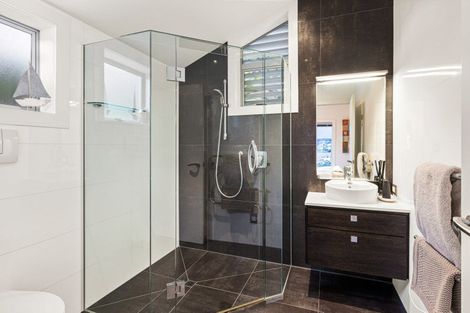 Photo of property in 11 Riverside Drive, Point Wells, Warkworth, 0986