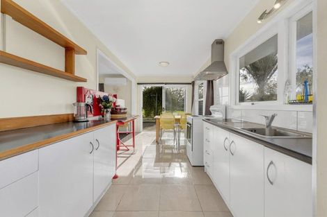 Photo of property in 26 Tiraumea Drive, Pakuranga, Auckland, 2010