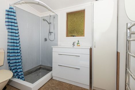 Photo of property in 30 Pacific Bay Road, Tutukaka, Whangarei, 0173