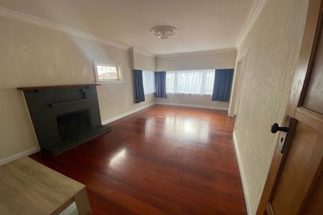 Photo of property in 18 Jasper Avenue, Mount Roskill, Auckland, 1041