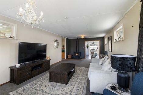 Photo of property in 16 Reeve Street, Levin, 5510