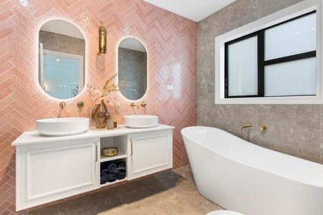 Photo of property in 9 Fisk Road, Pukekohe, 2120