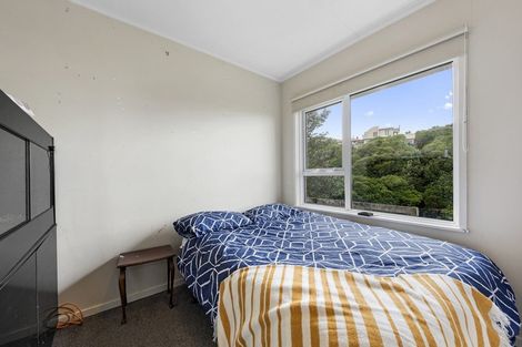 Photo of property in 2-3 Pine Tree Lane, Korokoro, Lower Hutt, 5012