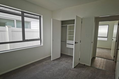 Photo of property in 25a Lillian Place, Orewa, 0931