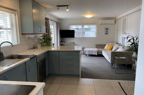 Photo of property in 120a Pah Road, Cockle Bay, Auckland, 2014