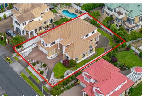 Photo of property in 35 Mccahill Views, Botany Downs, Auckland, 2010