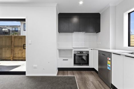 Photo of property in 2/10 Charlemont Street, Whitiora, Hamilton, 3200