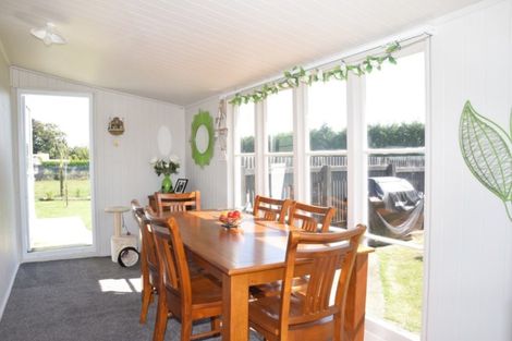 Photo of property in 2 Derby Street, Woodend, Invercargill, 9877