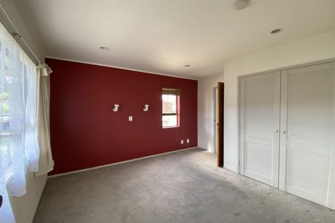 Photo of property in 56 De Quincey Terrace, Highland Park, Auckland, 2010