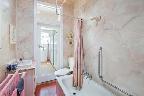 Photo of property in 48 Waipapa Road, Hataitai, Wellington, 6021