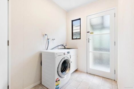 Photo of property in 1/46 Marlborough Avenue, Glenfield, Auckland, 0629