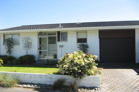 Photo of property in 1/2a Heaphy Place, Casebrook, Christchurch, 8051