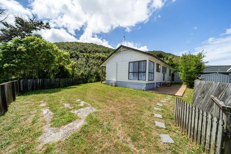 Photo of property in 2/107 Montgomery Avenue, Karori, Wellington, 6012