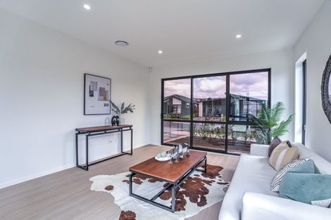 Photo of property in 26 Babina Avenue, Kumeu, 0810