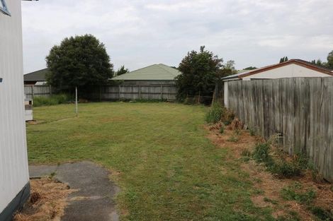 Photo of property in 11 Virgil Place, Northcote, Christchurch, 8052