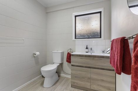 Photo of property in 207 Weka Street, Whangamata, 3620