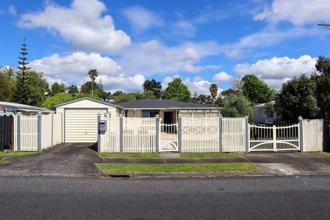 Photo of property in 43 Kamara Road, Glen Eden, Auckland, 0602
