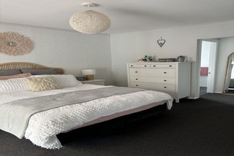 Photo of property in 127 Upper Fitzherbert Road, Wainuiomata, 5373