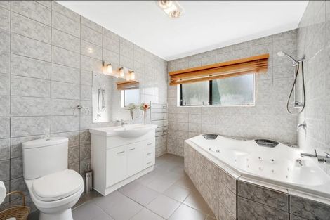 Photo of property in 169 Gills Road, Half Moon Bay, Auckland, 2014