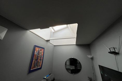 Photo of property in 32a Te Atatu Road, Te Atatu South, Auckland, 0610