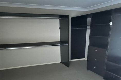 Photo of property in 5 Gibbston Crescent, Flat Bush, Auckland, 2016
