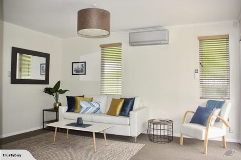 Photo of property in 198 Woodlands Park Road, Titirangi, Auckland, 0604