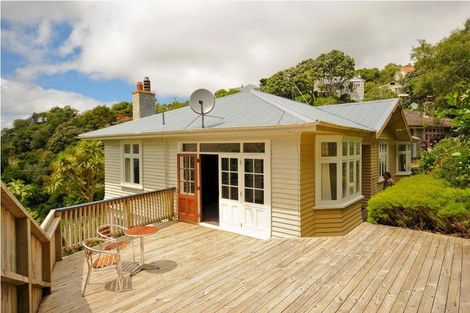 Photo of property in 53 Raroa Road, Kelburn, Wellington, 6012