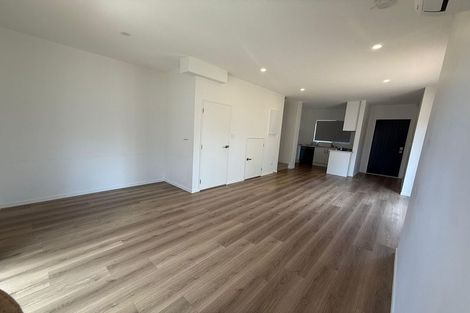 Photo of property in 9b Poruru Close, Papakura, 2110