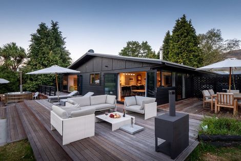 Photo of property in 38 Station Rise, Dalefield, Queenstown, 9371