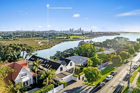 Photo of property in 71a Ngataringa Road, Devonport, Auckland, 0624