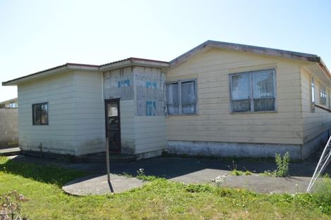 Photo of property in 13 Almora View, Ascot Park, Porirua, 5024