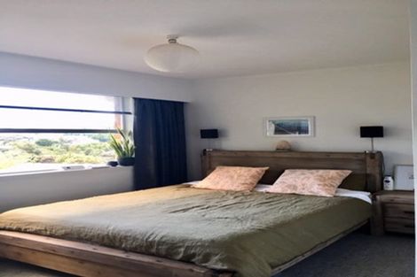 Photo of property in 2/108 Canongate Street, Birkdale, Auckland, 0626