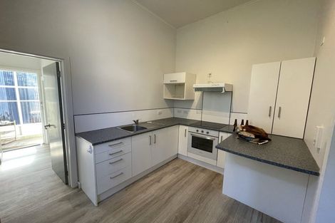 Photo of property in 1/72 Derwent Street, Island Bay, Wellington, 6023