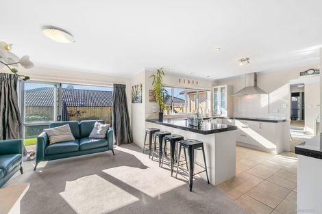 Photo of property in 6 Ludlow Place, Pukekohe, 2120