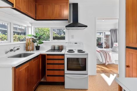 Photo of property in 1/30 Ngataringa Road, Devonport, Auckland, 0624