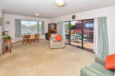 Photo of property in 1/55 Calluna Crescent, Totara Heights, Auckland, 2105