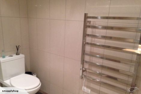 Photo of property in 1/2 Merwood Lane, Devonport, Auckland, 0624