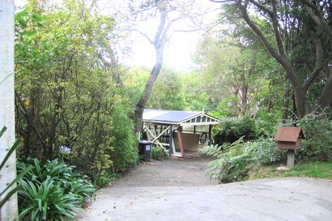 Photo of property in 30 Blue Mountains Road, Silverstream, Upper Hutt, 5019