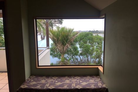 Photo of property in 65a Beresford Street, Bayswater, Auckland, 0622